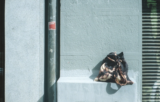 4 safensound, sneakerarber